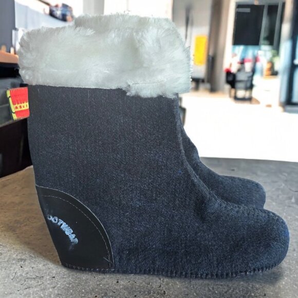 LACROSSE ( 4 ) Girls Snow Boots, Insulated Waterproof Aztec Design Boots - Picture 12 of 14